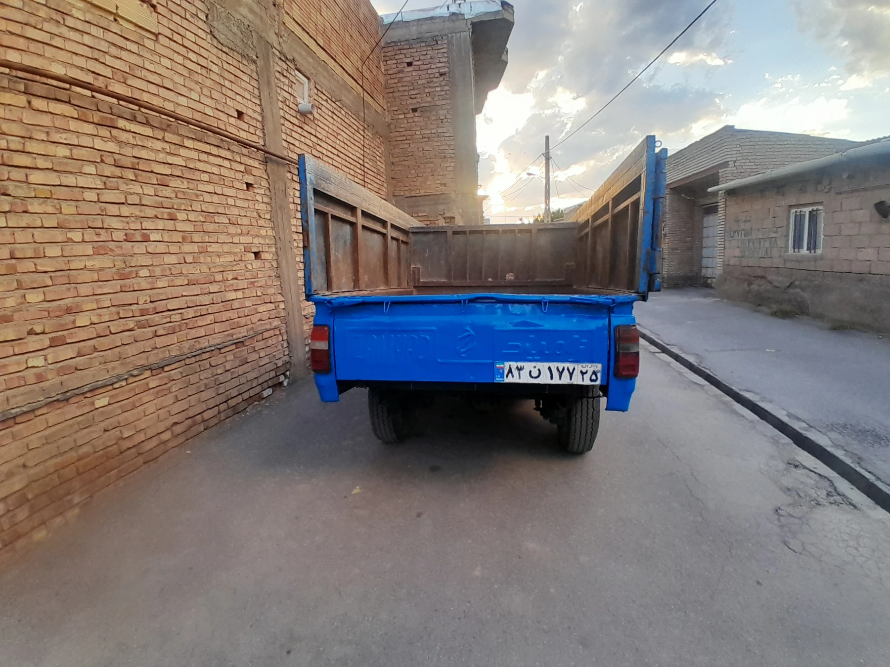 عقب